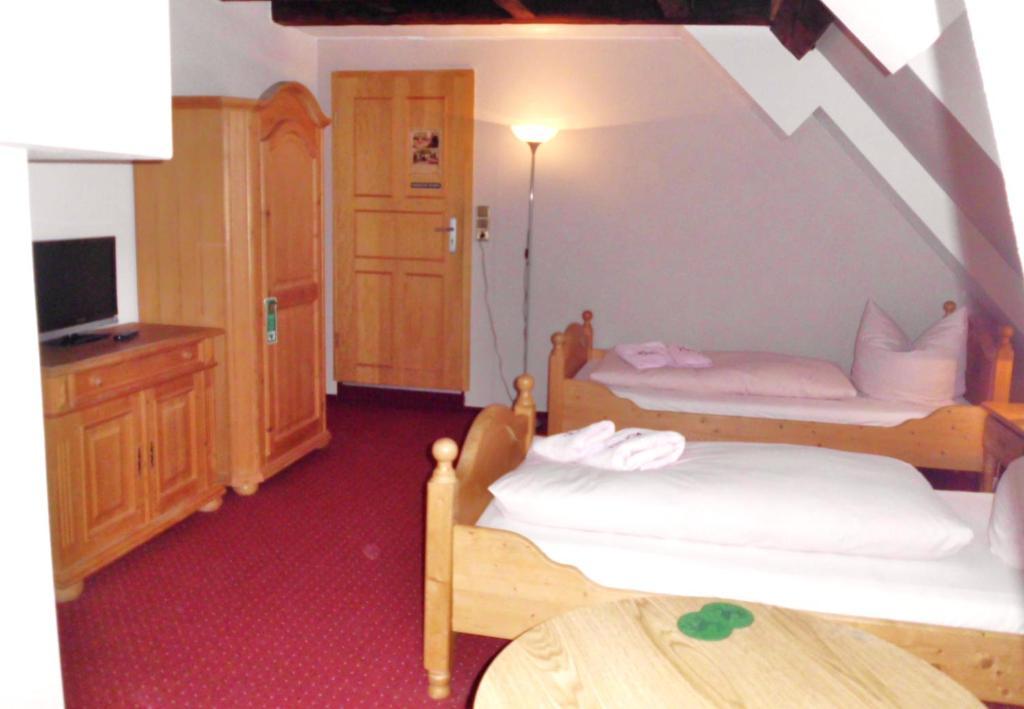 Thueringer Hof Hildburghausen Room photo
